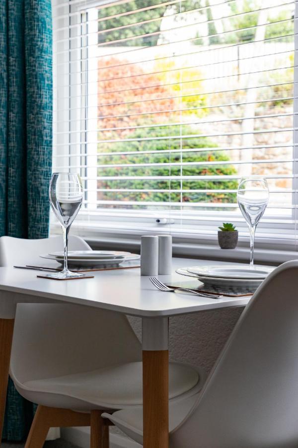 2 Chatsworth Riverscape Apartments - Peaceful Apartment In Great Location With Free Parking Overlooking The Gannel Just A Short Walk From Newquays Incredible Beaches And Local Amenities New Quay Extérieur photo