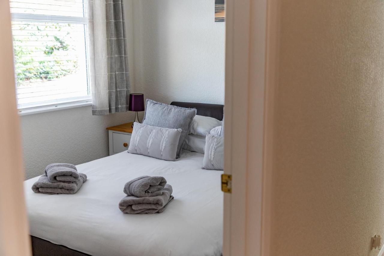 2 Chatsworth Riverscape Apartments - Peaceful Apartment In Great Location With Free Parking Overlooking The Gannel Just A Short Walk From Newquays Incredible Beaches And Local Amenities New Quay Extérieur photo