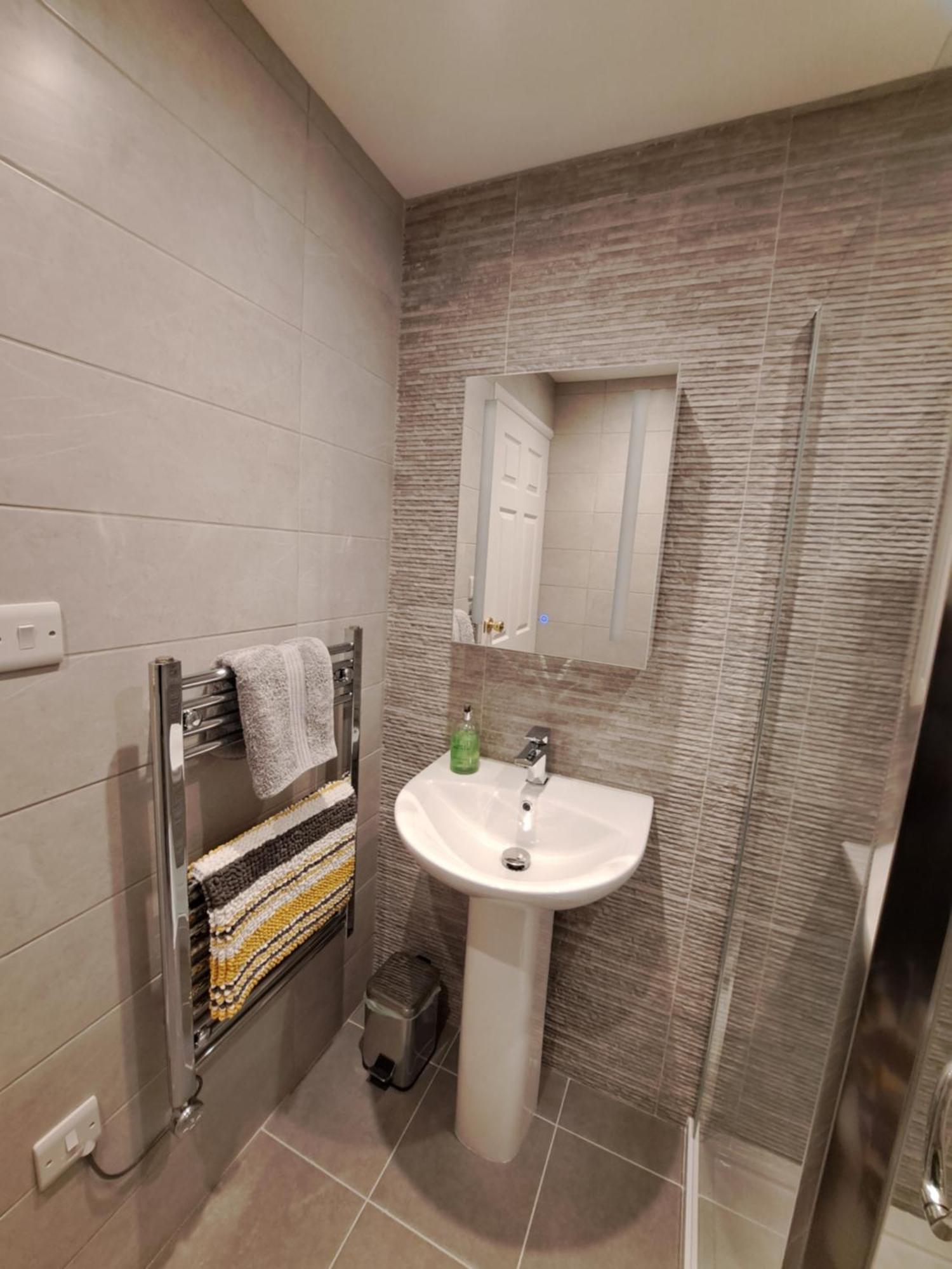 2 Chatsworth Riverscape Apartments - Peaceful Apartment In Great Location With Free Parking Overlooking The Gannel Just A Short Walk From Newquays Incredible Beaches And Local Amenities New Quay Extérieur photo